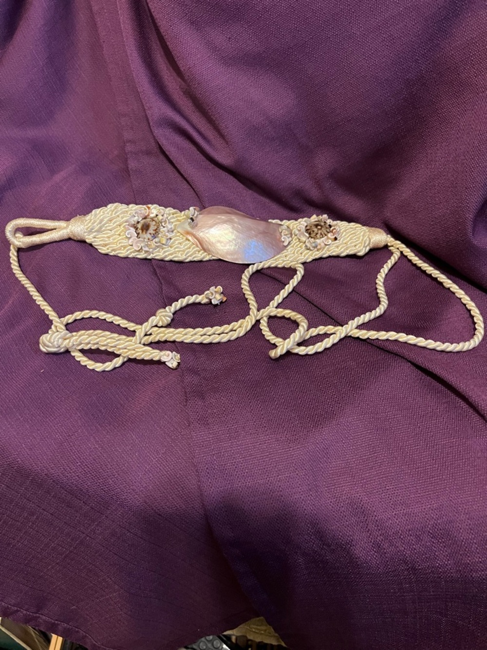 Handcrafted Cream Seashell Rope Belt